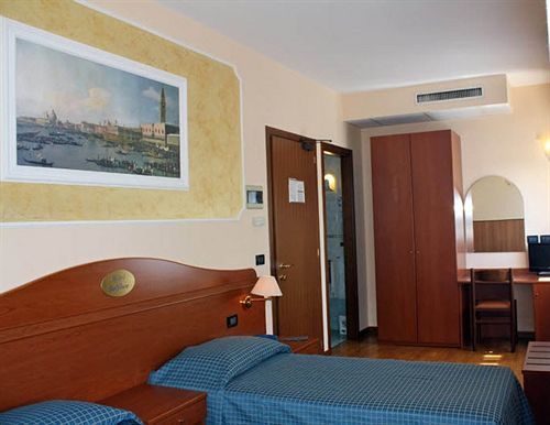 Hotel Belfiore Salzano Εξωτερικό φωτογραφία